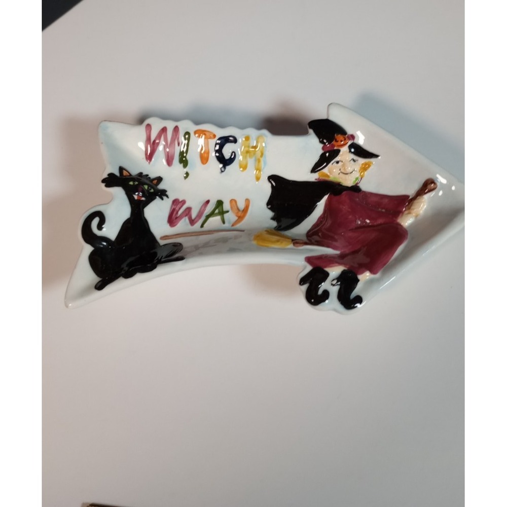 Vintage "Witch Way" Ceramic Spoon Rest/ Trinket Tray Black Cat Halloween *READ*